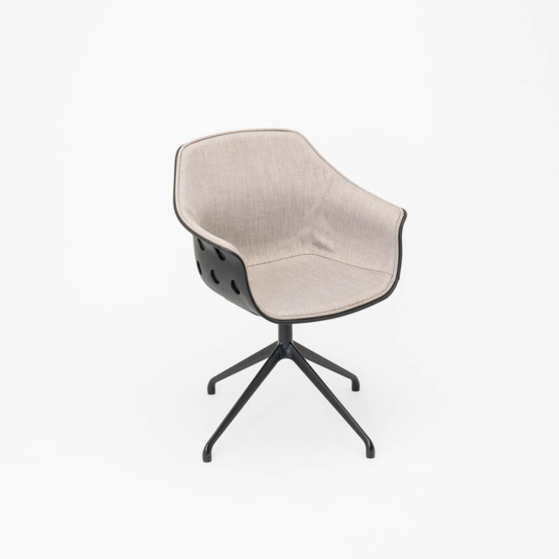 PP ARMREST SWIVEL CHAIR, FABRIC UPHOLSTERED INSIDE AND METAL LEGS