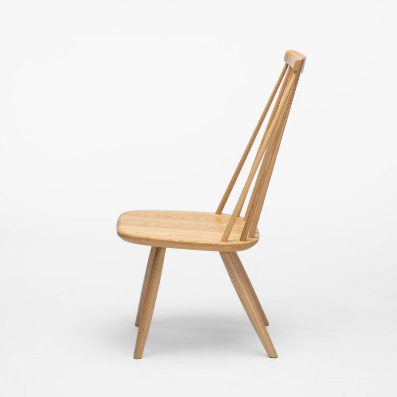 WOODEN CHAIR INSPIRED BY TRESSIA DESIGN - Image 4