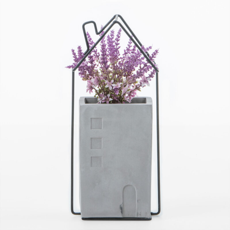 BLACK METAL WIRE HOUSE WITH CEMENT VASE - Image 4