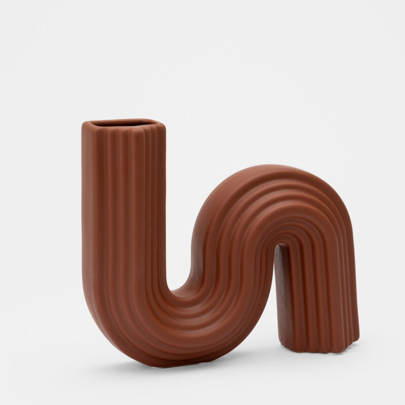 BROWN CERAMIC DECORATIVE VASE