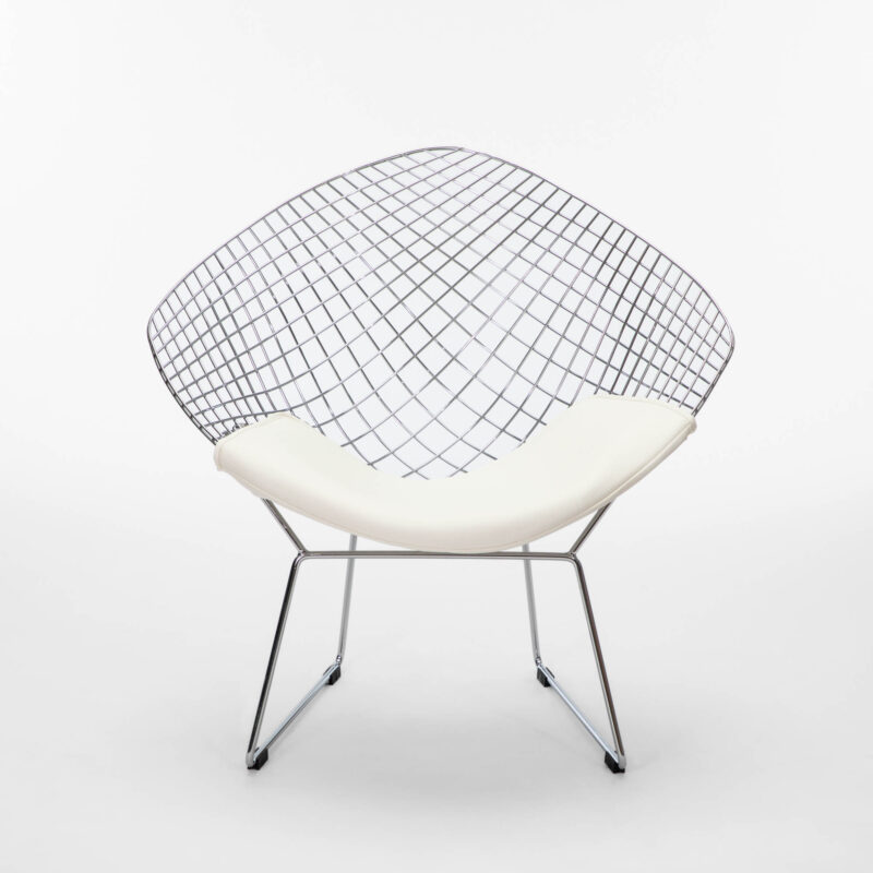DIAMOND SHAPE CHROMED METAL WIRE GRID ACCENT CHAIR WITH CUSHION - Image 4