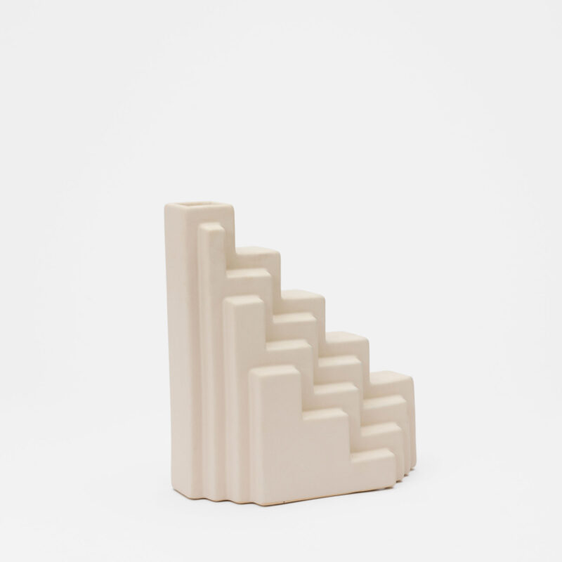 WHITE CERAMIC DECORATIVE VASE