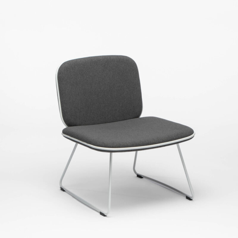 UPHOLSTERED ACCENT CHAIR WITH METAL FRAME