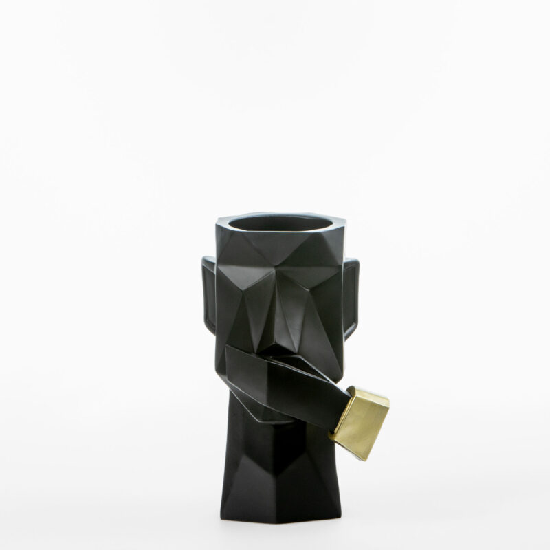 DECORATIVE HEAD VASE WITH GOLDEN DETAILS