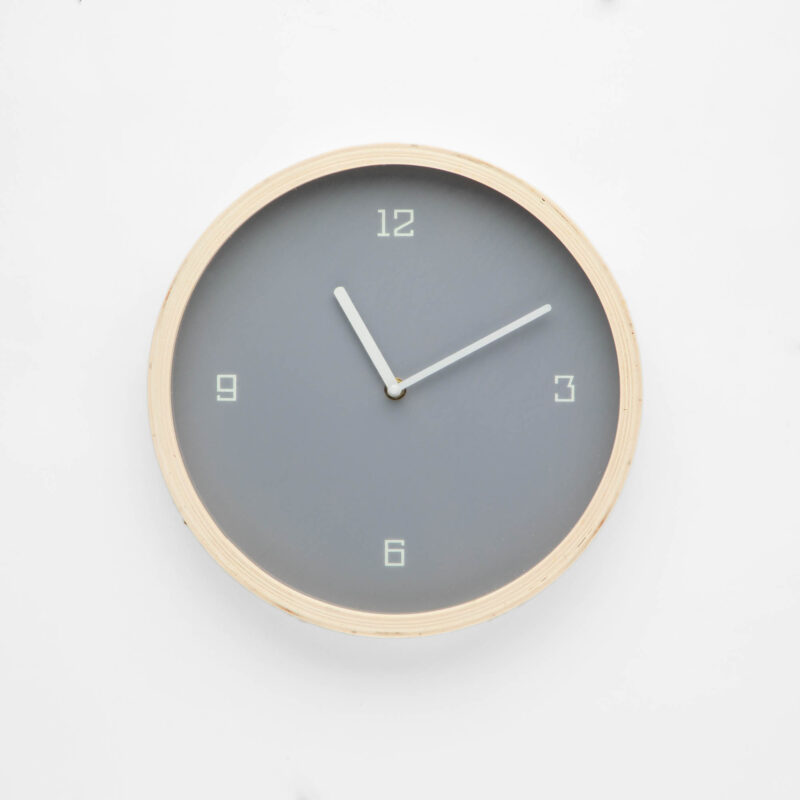 WOODEN WALL CLOCK