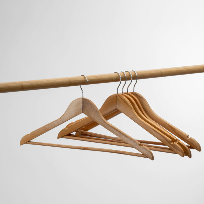 SET OF 5 CLOTHES WOODEN HANGERS