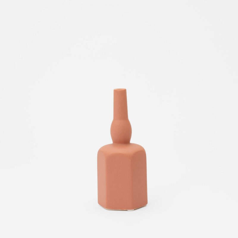 PINK DECORATIVE CERAMIC VASE