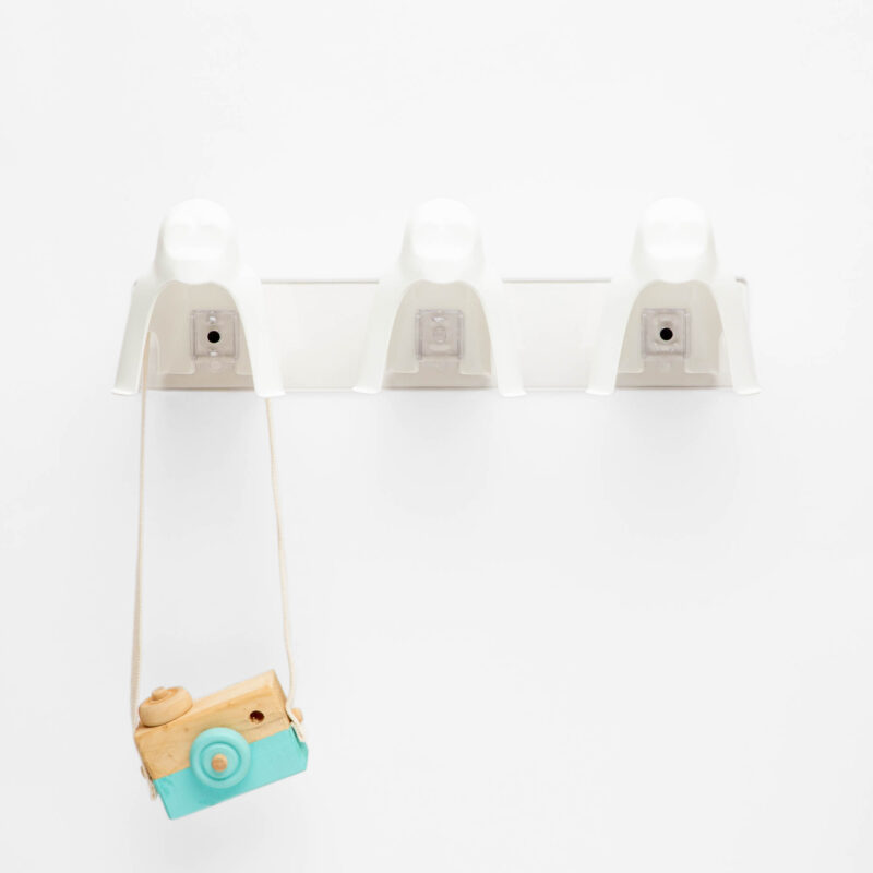 3 GORILLAS WALL HANGER - Image 2