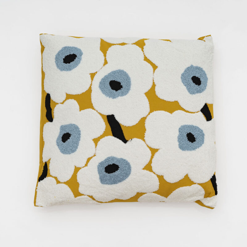CUSHION