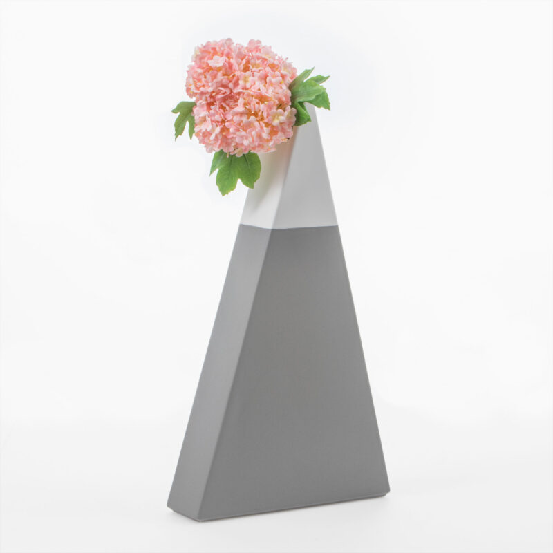 CERAMIC TRIANGULAR VASE - Image 3