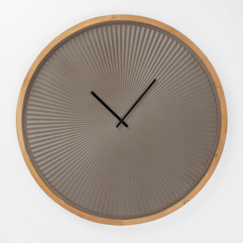 DECORATIVE CLOCK