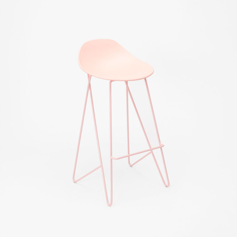 PP SEAT WITH STEEL LEGS BAR STOOL