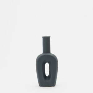 DECORATIVE VASE