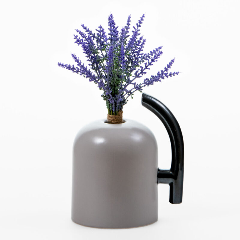 WHITE CERAMIC VASE WITH BLACK HANDLE - Image 4