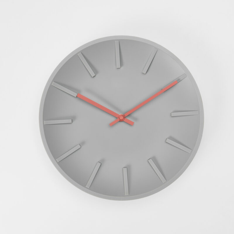 PLASTIC WALL CLOCK - Image 3