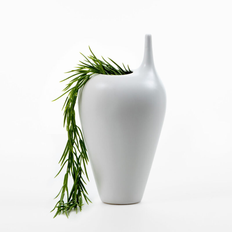 WHITE CERAMIC VASE - Image 2