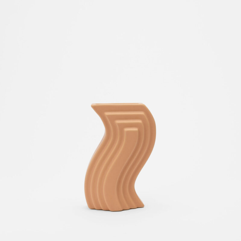 PINK CERAMIC DECORATIVE VASE