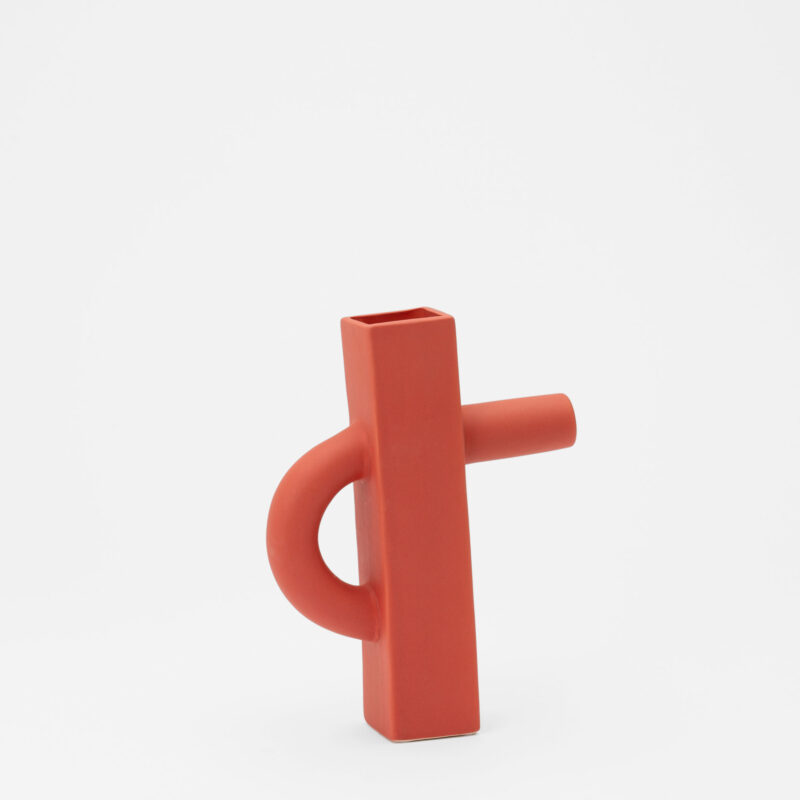 RED CERAMIC DECORATIVE VASE