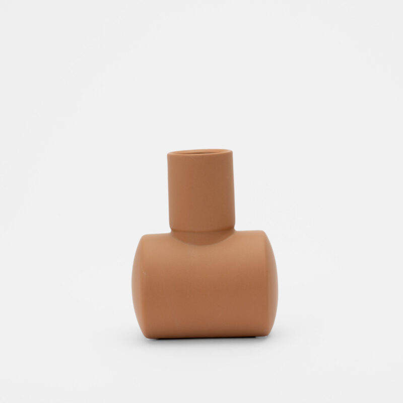DECORATIVE CERAMIC VASE