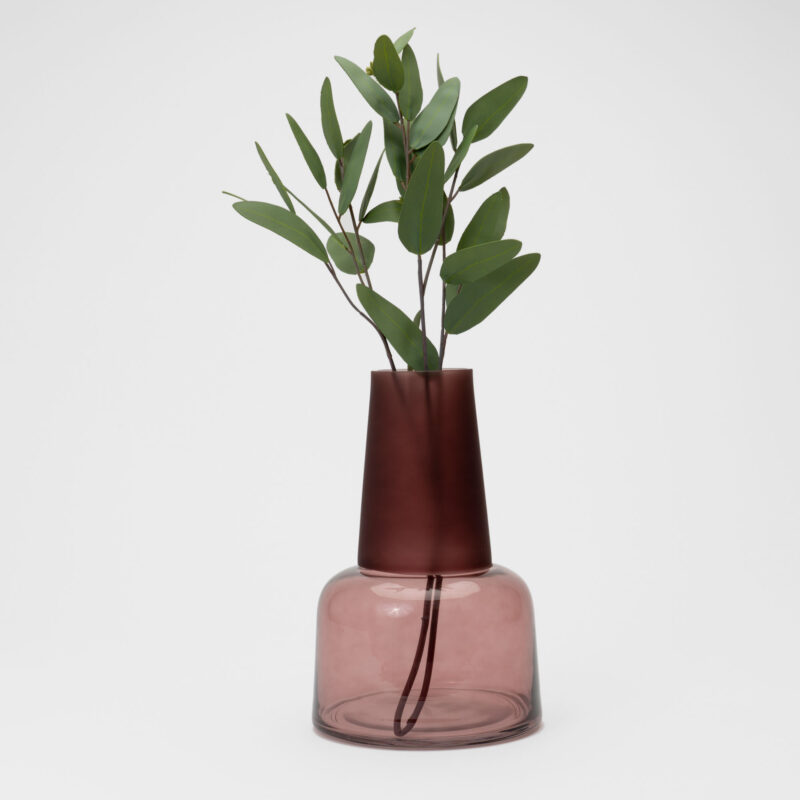 RED GLASS VASE - Image 2