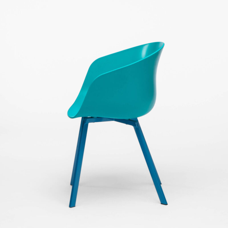 PP ARMCHAIR WITH METAL LEGS - Image 4
