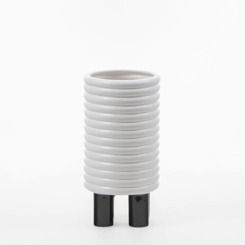 WHITE CERAMIC VASE WITH BLACK LEGS