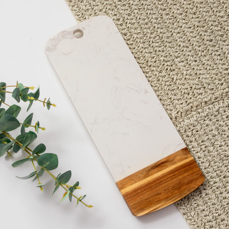 WOOD AND MARBLE CHOPPING AND SERVING BOARD