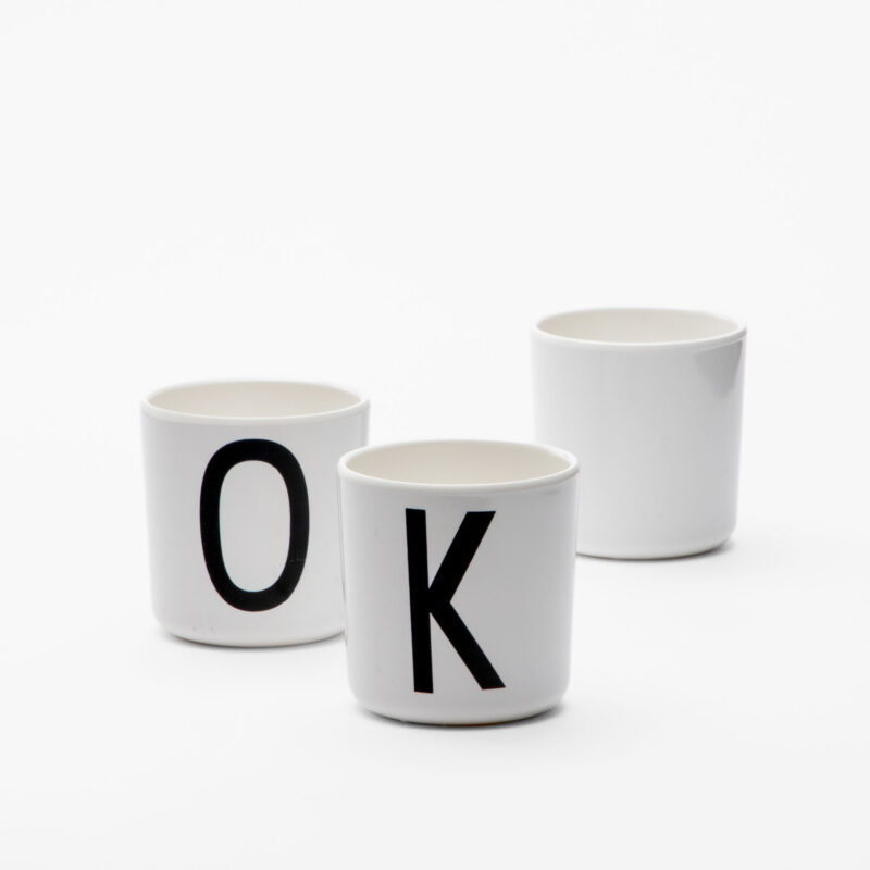 WHITE PLASTIC CUP WITH LETTER