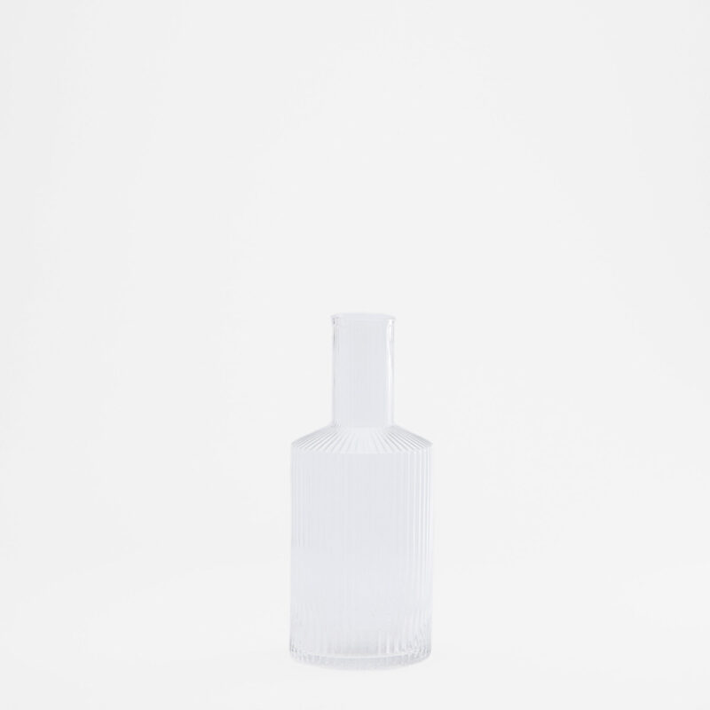 RIBBED GLASS CARAFE