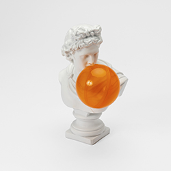 RESIN GREEK HOME DECOR BUST WITH BUBBLE GUM