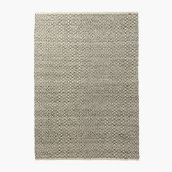 AREA RUG
