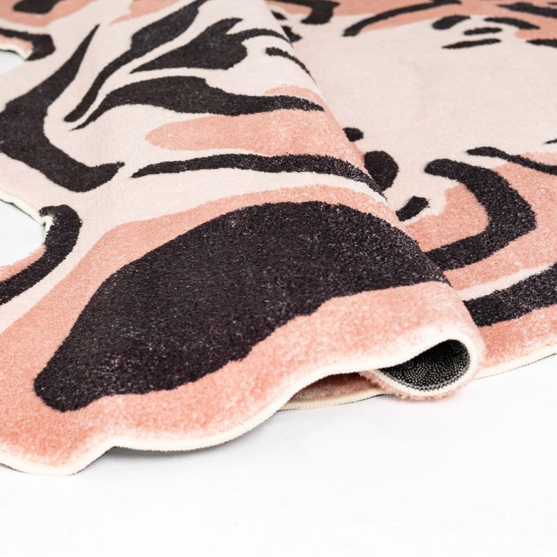TIGER FACE ACCENT RUG - Image 2