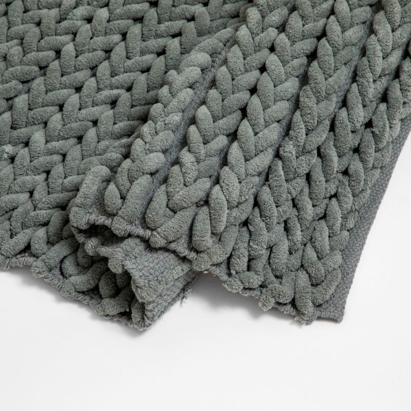 BRAIDED AREA RUG - Image 3