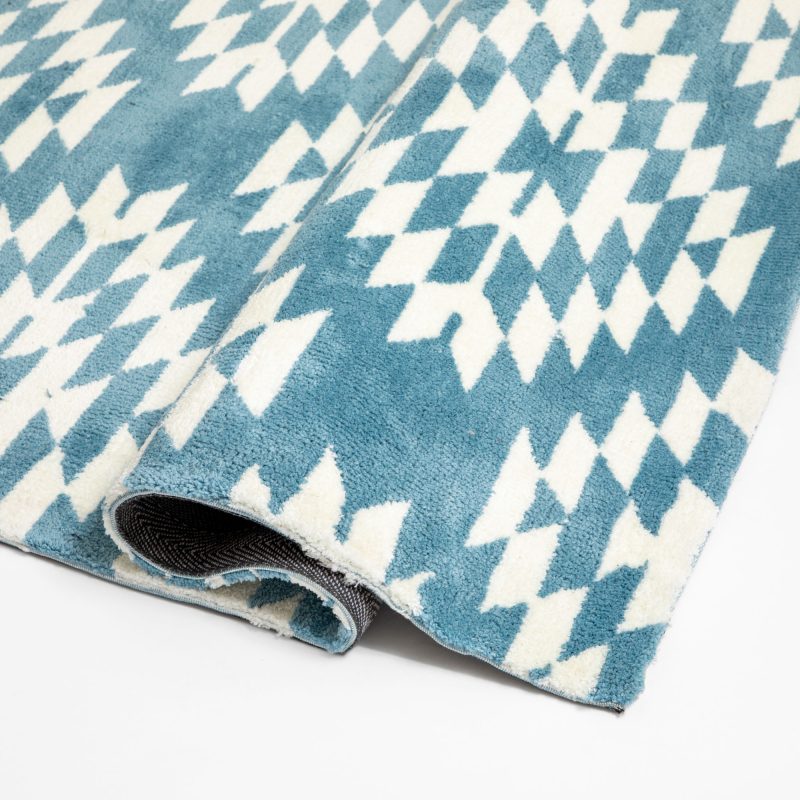BEIGE AND LIGHT BLUE AREA RUG - Image 2
