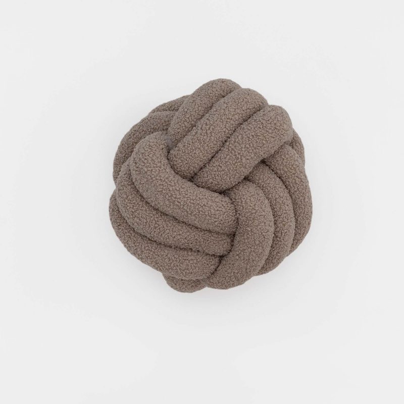 RUL-CUSHION 3CRBR.jpg